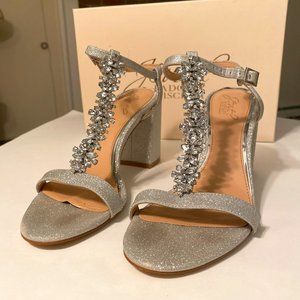 Badgley Mischka Jewel Raina Sandal Sz 8: WORN ONCE